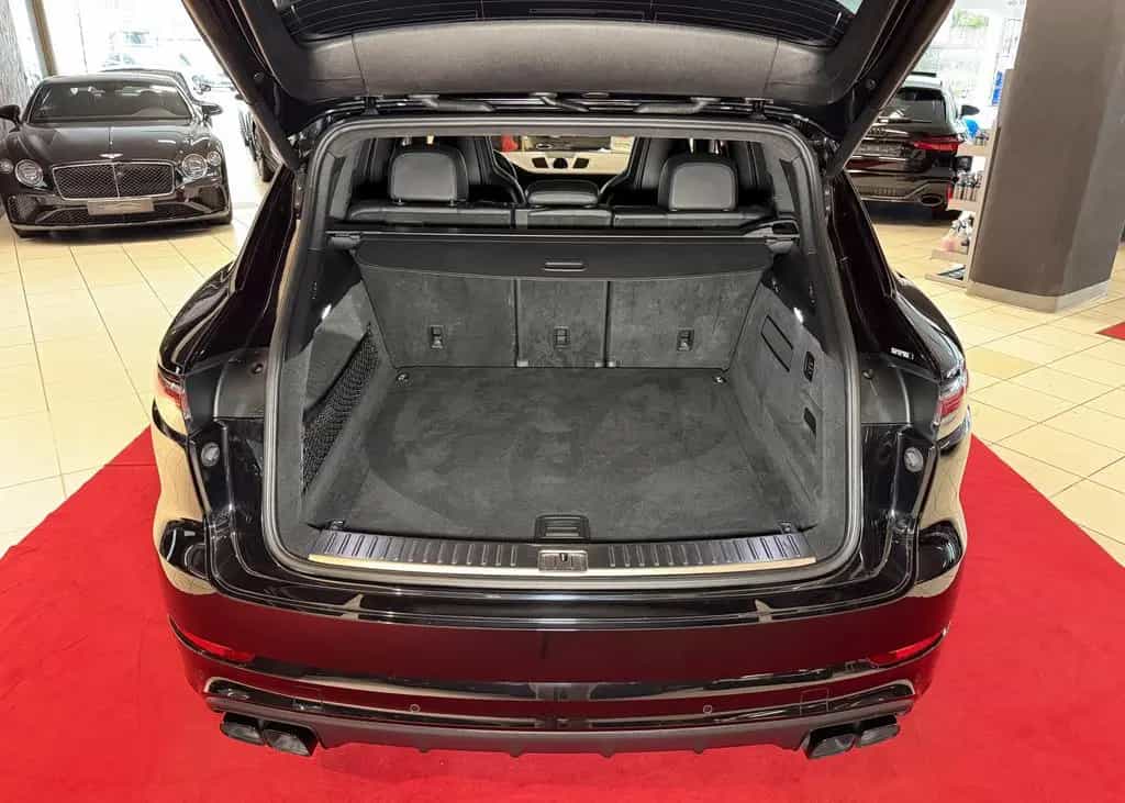 Porsche Cayenne Turbo MwSt.SportChrono PDCC PTV Burmeste 02/2018-photo-36
