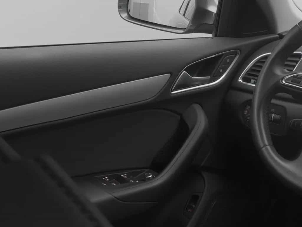 Audi Q3 sport 2.0 TFSI quattro S tronic 06/2017-photo-11