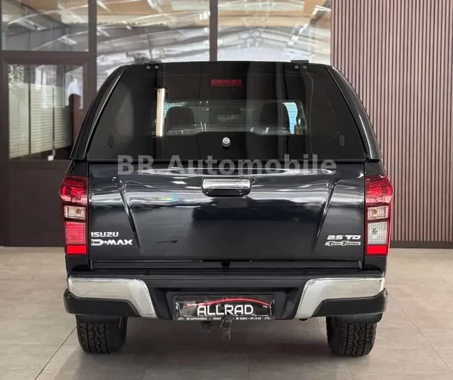 Isuzu D-Max Hardtop 4WD Basis*AHK*Klima*2.Hand*Tüv/Au 09/2016-photo-6