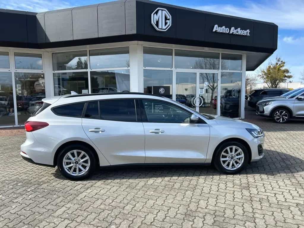 Ford Focus Turnier Cool & Connect 1.5 Ecoblue Klima N 11/2022-photo-19