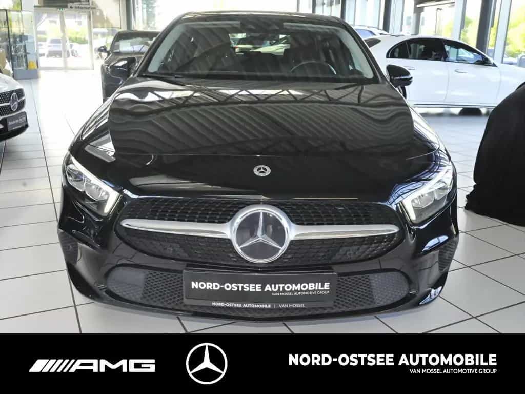 Mercedes-Benz A 200 d LED PDC LM TEMPOMAT 06/2021-photo-1