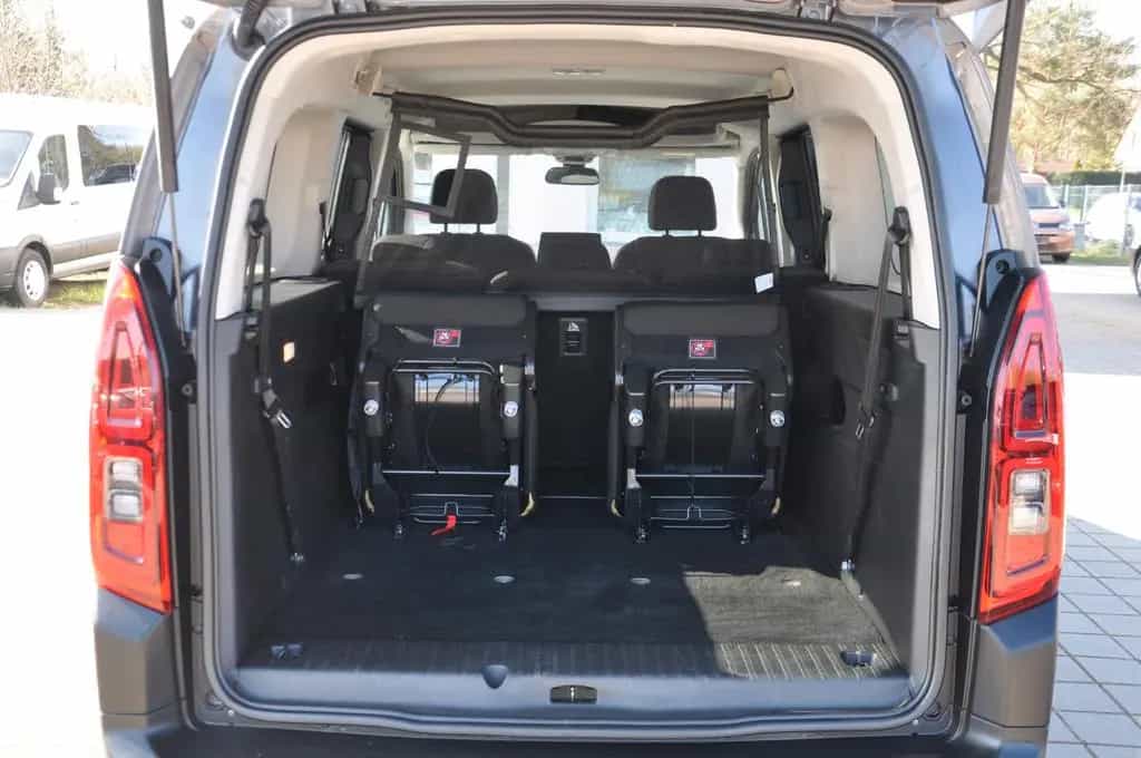 Citroën Berlingo XL Shine Aut. AHK-STANDHZ-HUD-230V-7Si. 01/2020-photo-12