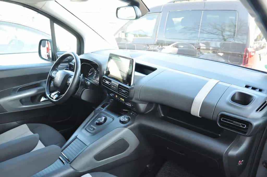 Citroën Berlingo XL Shine Aut. AHK-STANDHZ-HUD-230V-7Si. 01/2020-photo-31