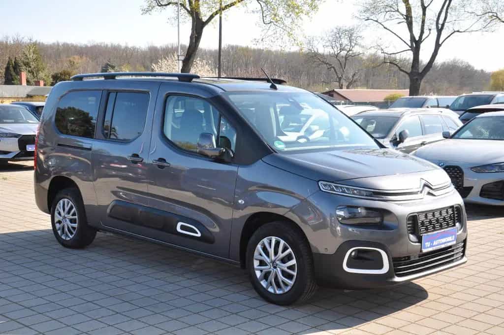 Citroën Berlingo XL Shine Aut. AHK-STANDHZ-HUD-230V-7Si. 01/2020-photo-36