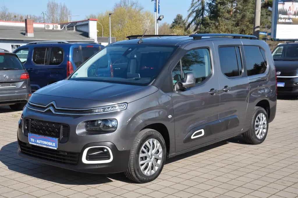 Citroën Berlingo XL Shine Aut. AHK-STANDHZ-HUD-230V-7Si. 01/2020-photo-37