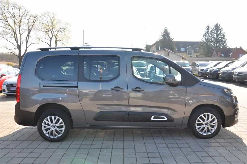 Citroën Berlingo XL Shine Aut. AHK-STANDHZ-HUD-230V-7Si. 01/2020-photo-6