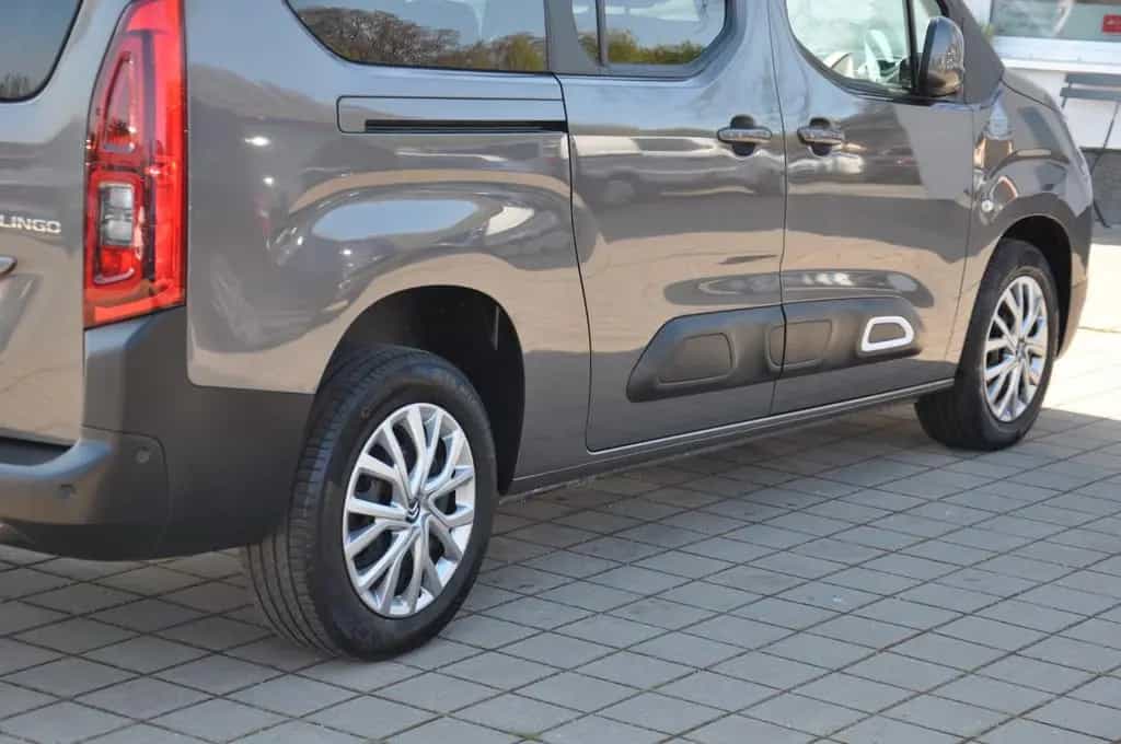 Citroën Berlingo XL Shine Aut. AHK-STANDHZ-HUD-230V-7Si. 01/2020-photo-8