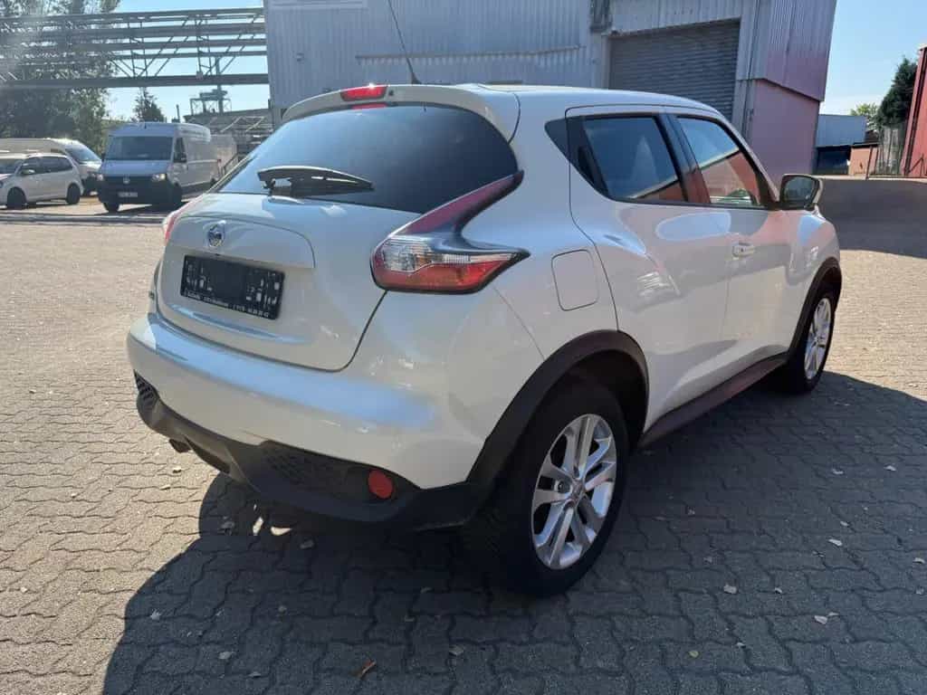 Nissan Juke N-Connecta 08/2016-photo-2
