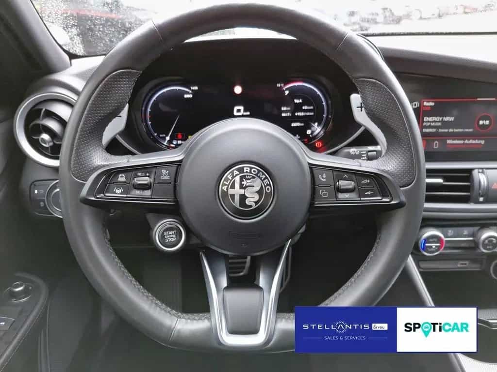 Alfa Romeo Giulia VELOCE Q4 2.0 T 16V ACC NAVI KAMERA SITZH 12/2023-photo-13