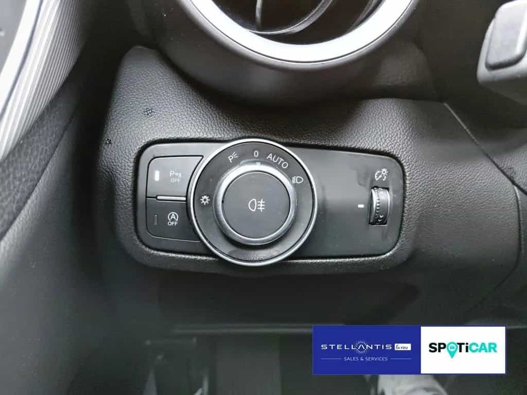 Alfa Romeo Giulia VELOCE Q4 2.0 T 16V ACC NAVI KAMERA SITZH 12/2023-photo-19