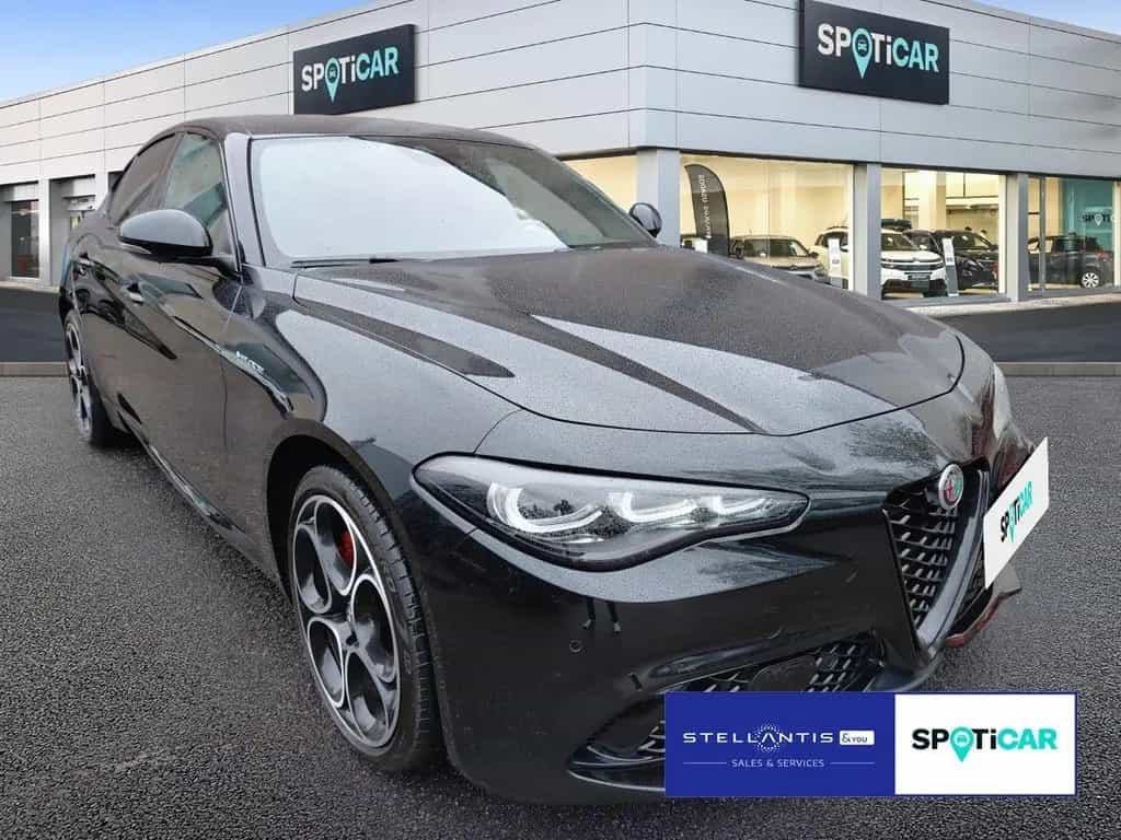 Alfa Romeo Giulia VELOCE Q4 2.0 T 16V ACC NAVI KAMERA SITZH 12/2023-photo-2