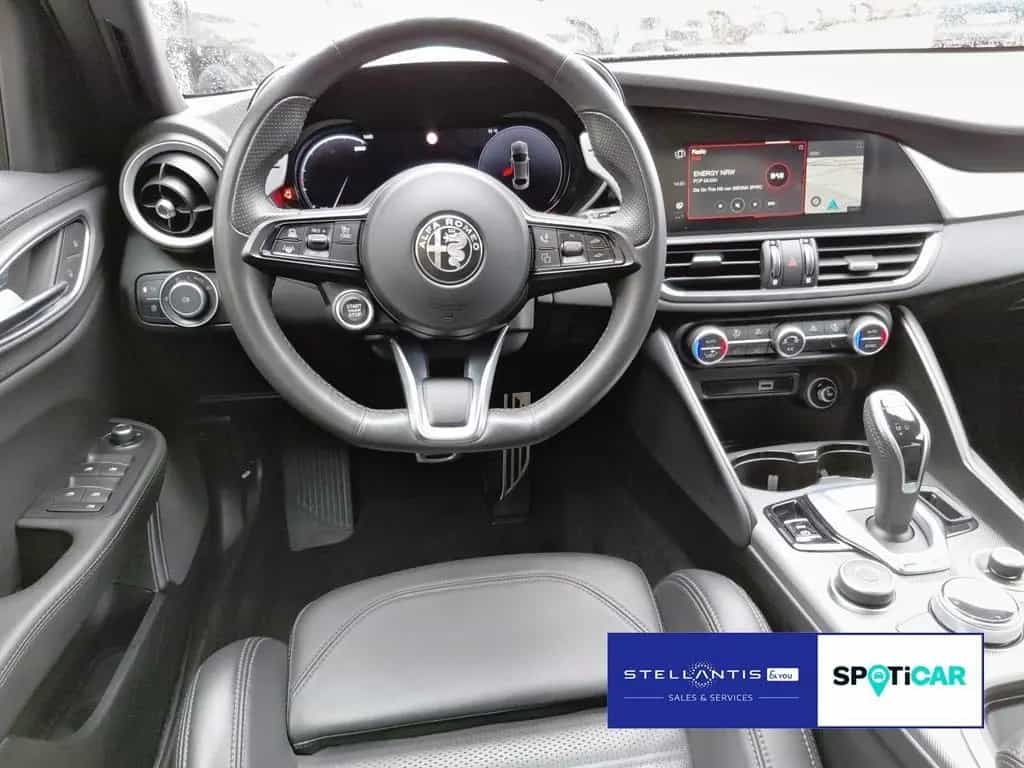 Alfa Romeo Giulia VELOCE Q4 2.0 T 16V ACC NAVI KAMERA SITZH 12/2023-photo-7