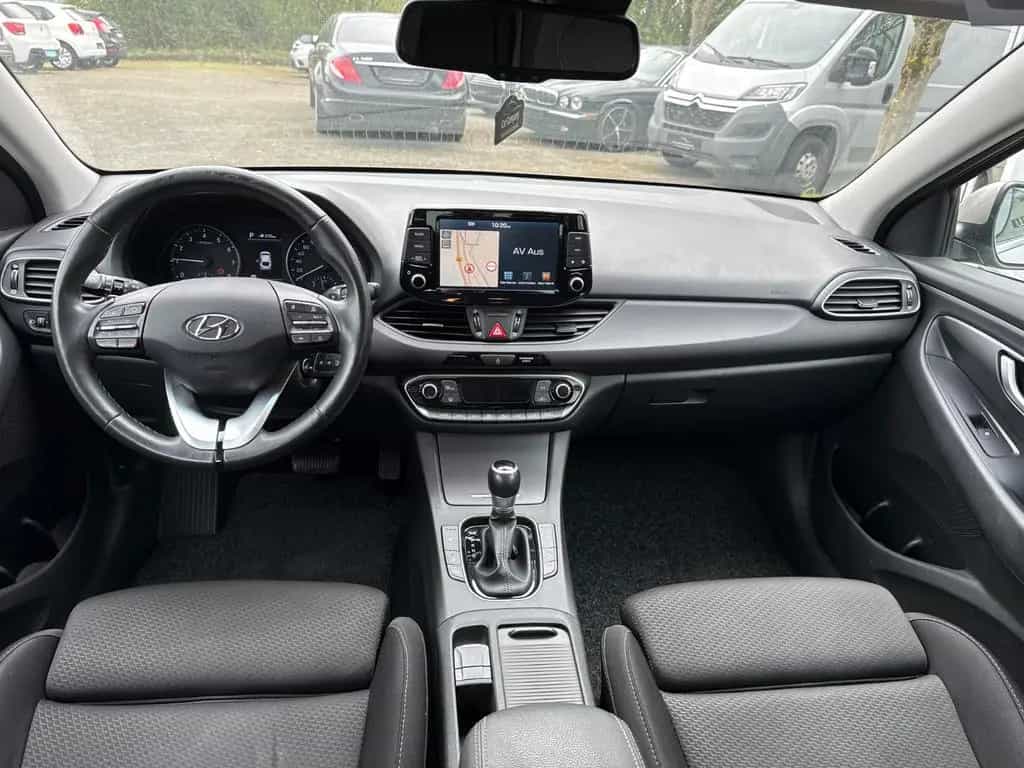 Hyundai i30 Fastback Style 03/2019-photo-10