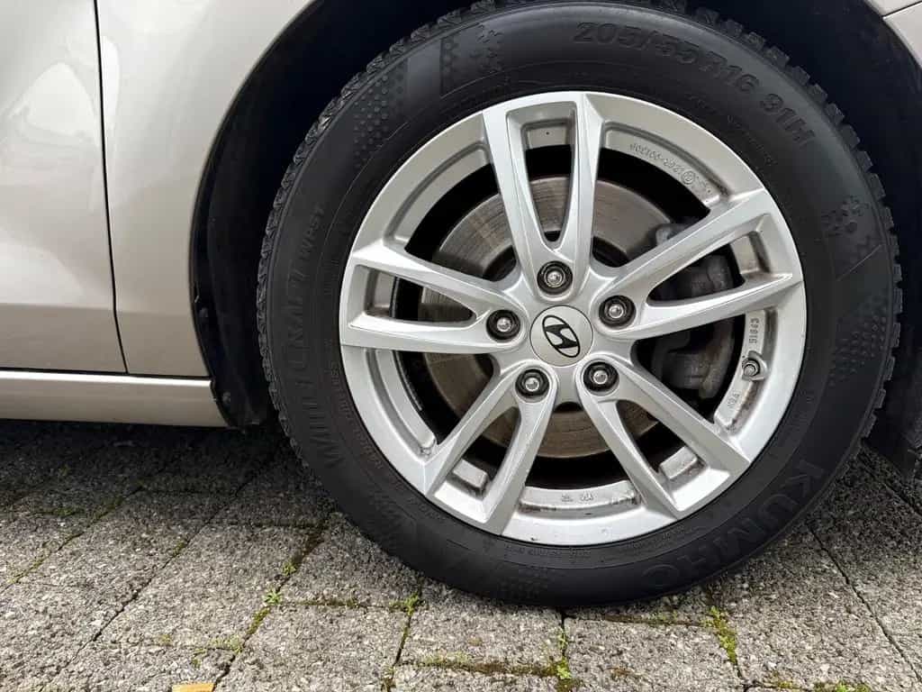 Hyundai i30 Fastback Style 03/2019-photo-14