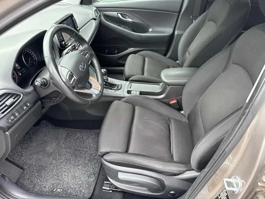 Hyundai i30 Fastback Style 03/2019-photo-8