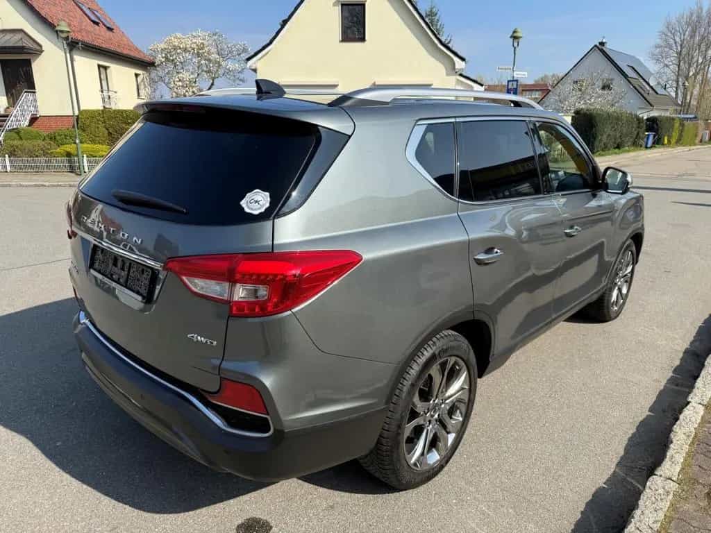 KGM Rexton 2.2 AWD AT Sapphire Leder+SHZ+LHZ+Kamera 04/2021-photo-27