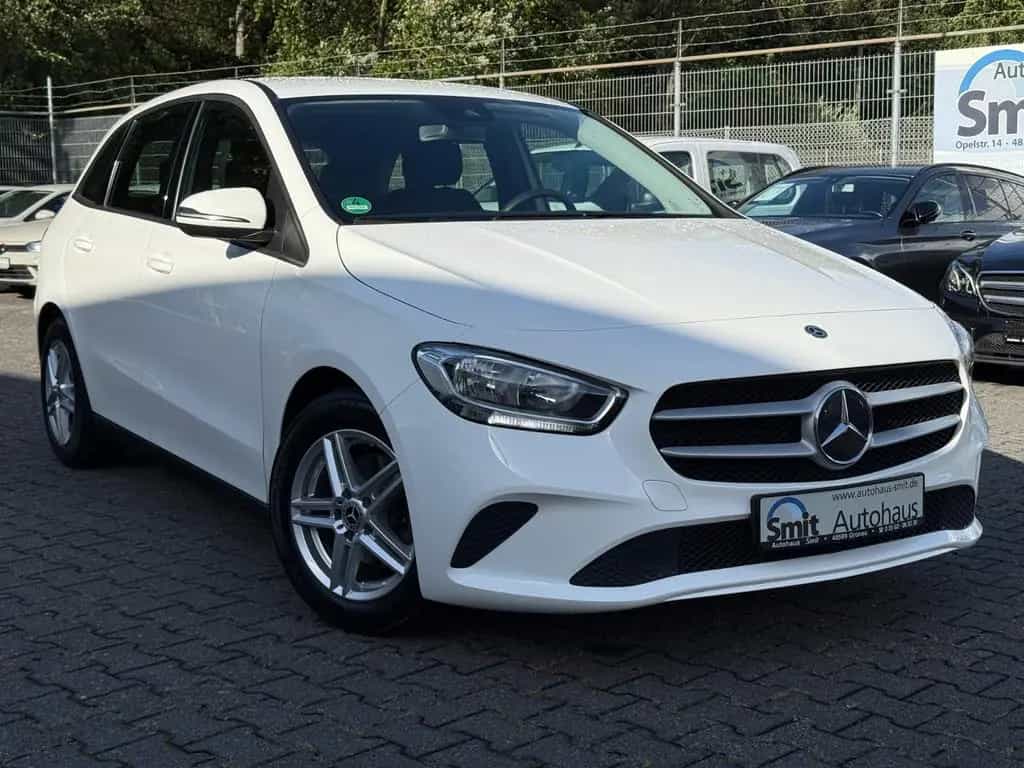 Mercedes-Benz B-Class 180*Teilleder*Tempomat 08/2020-photo-1