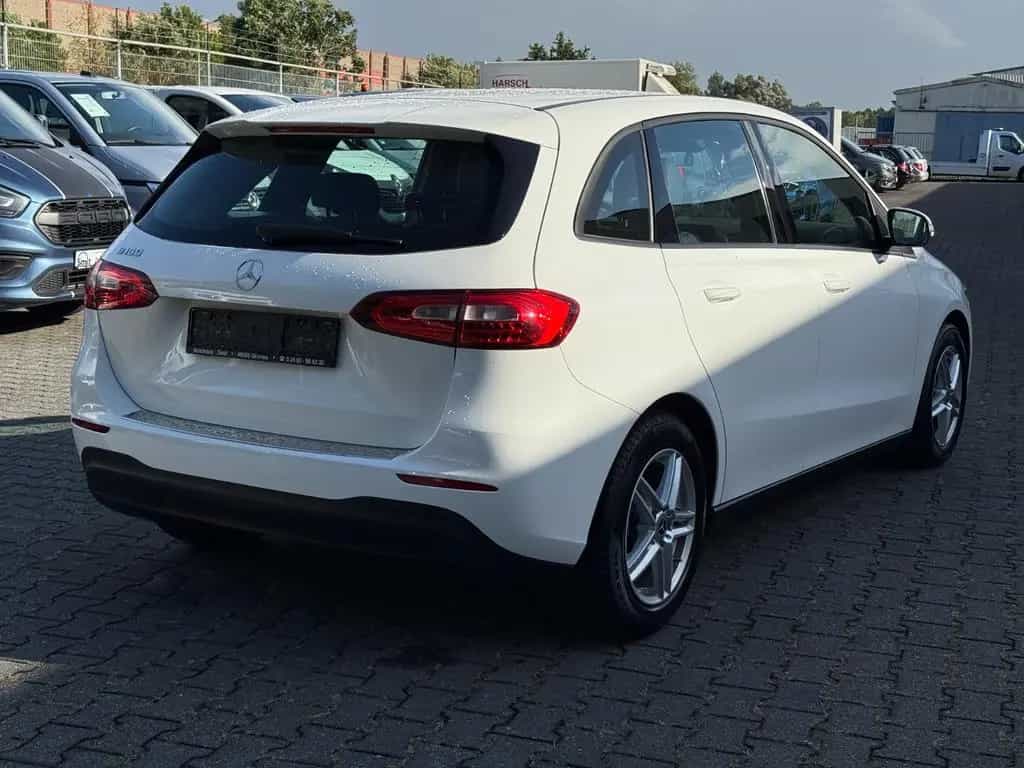 Mercedes-Benz B-Class 180*Teilleder*Tempomat 08/2020-photo-4