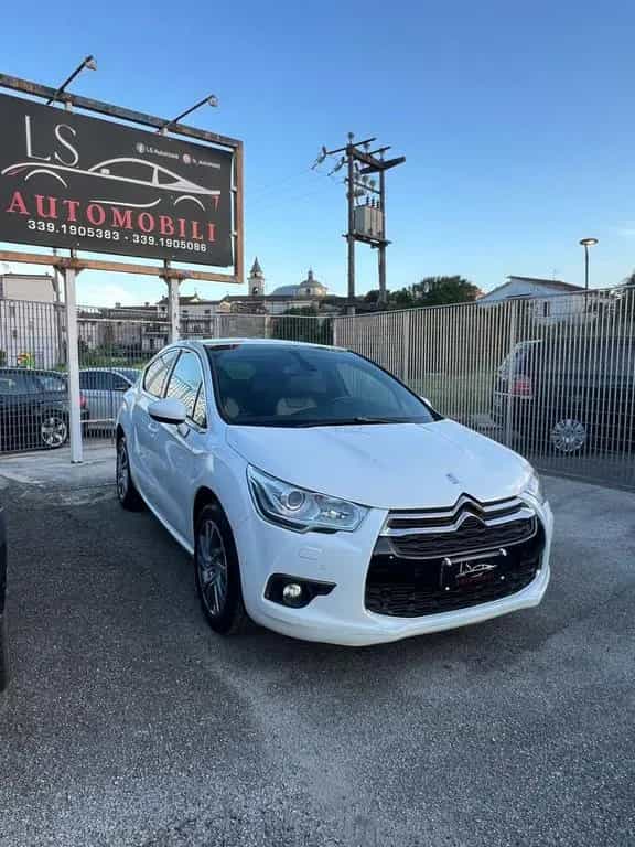 DS Automobiles DS4 Ds DS4 4 1.6 e-HDi 110 airdream CMP6 Business 10/2012-photo-1