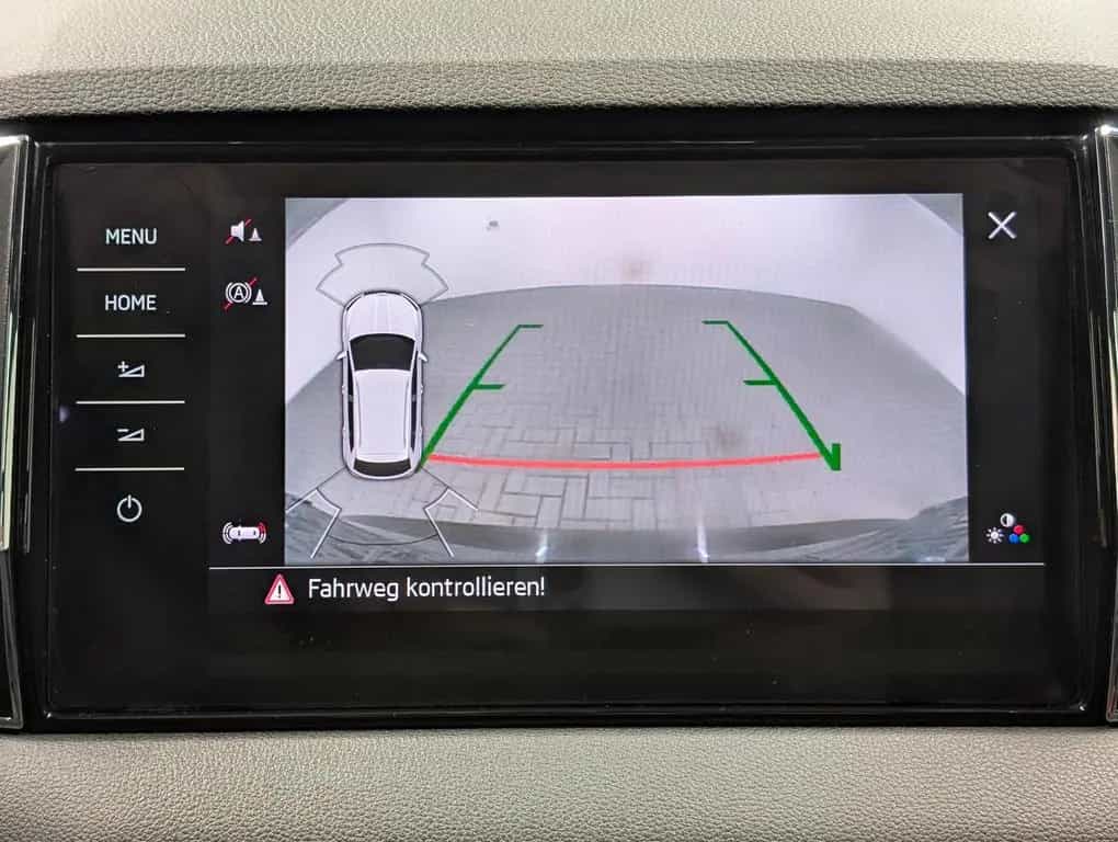 Skoda Karoq 4x4 Sportline Standhz/AHK/Pano/DCC/Canton 06/2019-photo-14