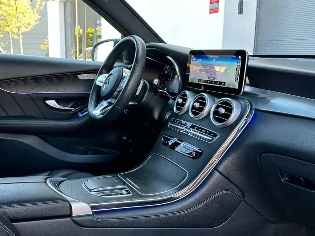 Mercedes-Benz GLC-Class 300 4M*AMG*DI-TACHO*BURM*PANO*ACC*AHK*KAMERA 11/2019-photo-11