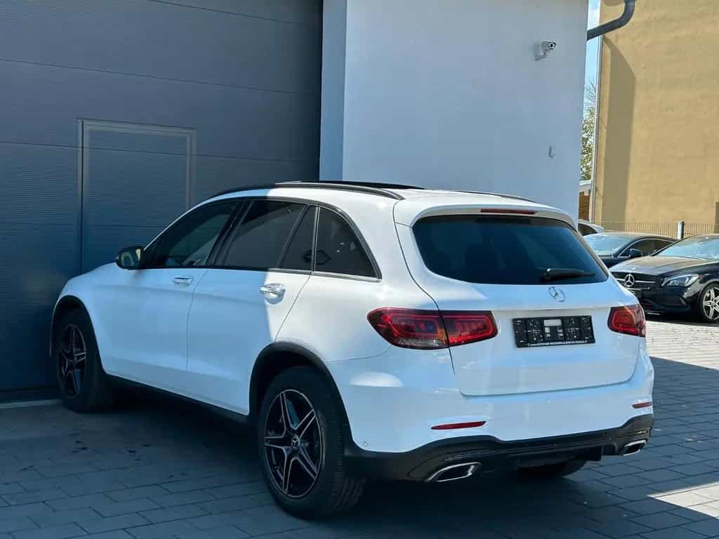 Mercedes-Benz GLC-Class 300 4M*AMG*DI-TACHO*BURM*PANO*ACC*AHK*KAMERA 11/2019-photo-21