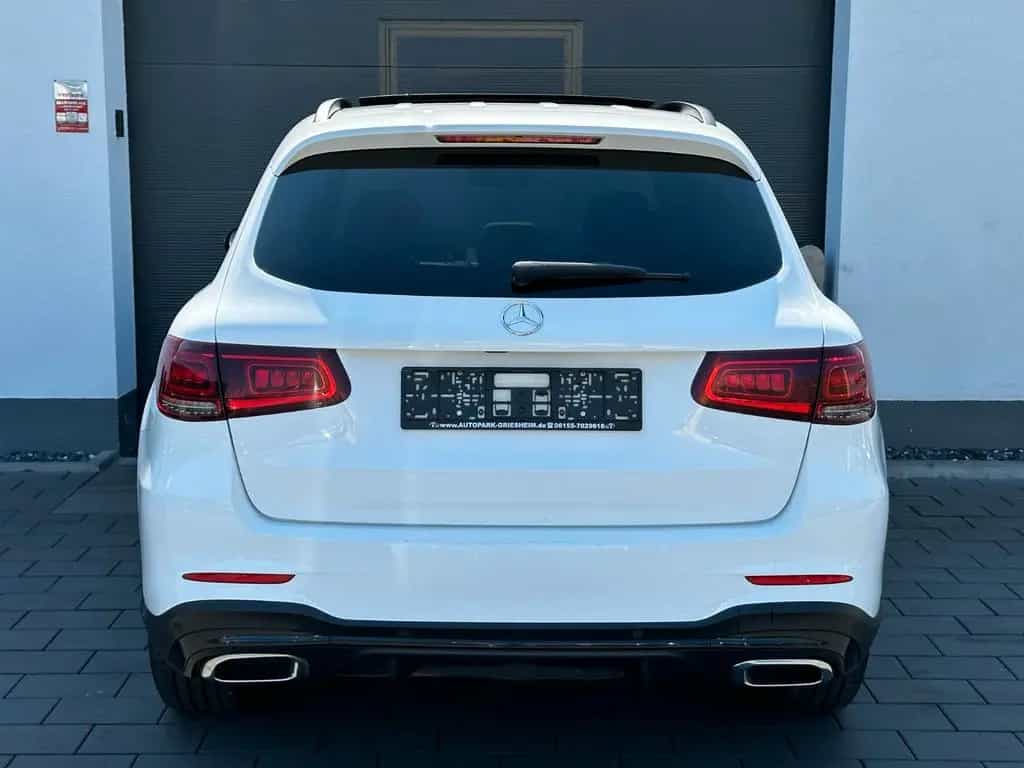 Mercedes-Benz GLC-Class 300 4M*AMG*DI-TACHO*BURM*PANO*ACC*AHK*KAMERA 11/2019-photo-22