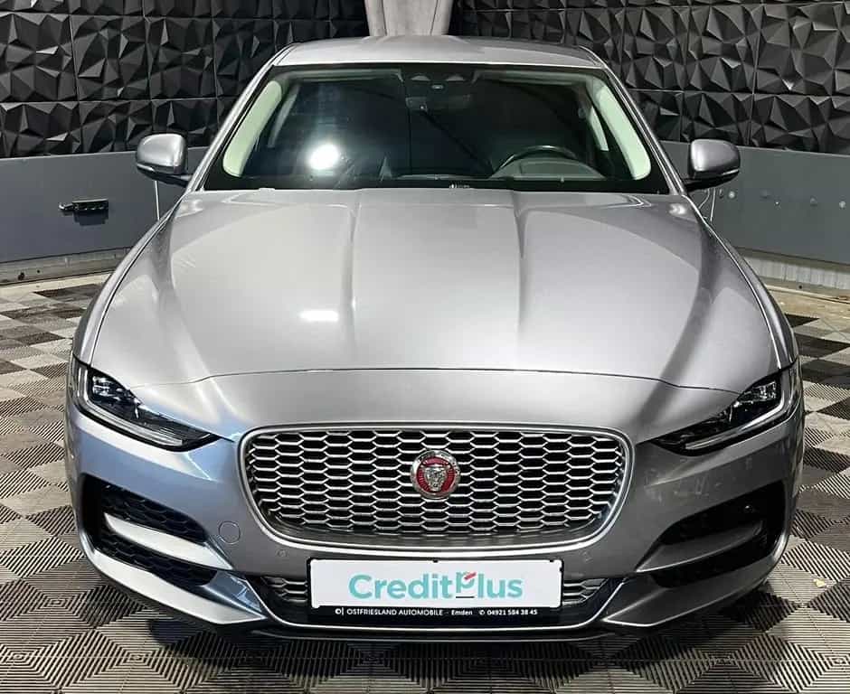 Jaguar XE S AWD Neues Modell, LED, Kamera, Navi 01/2020-photo-2