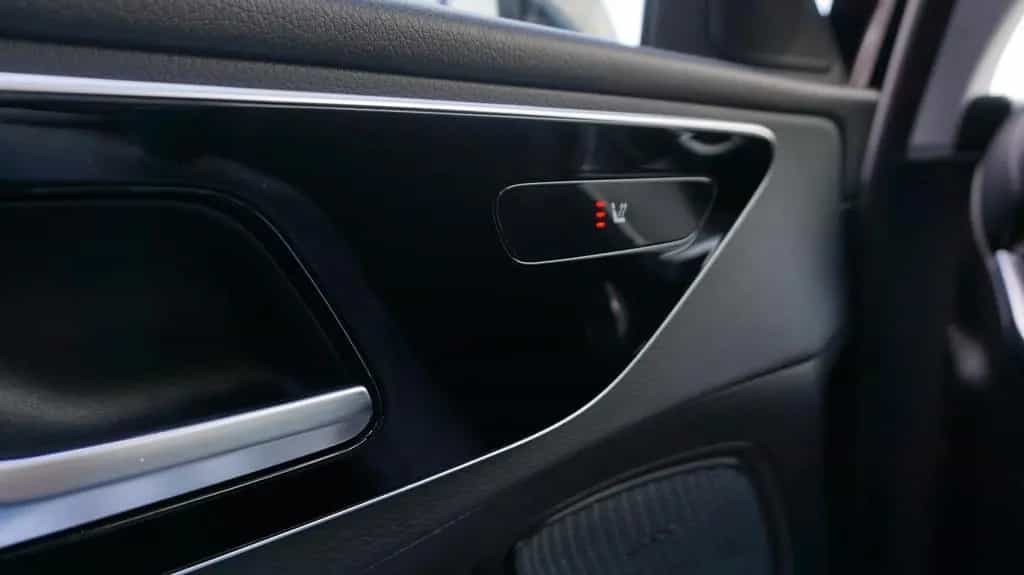 Mercedes-Benz C-Class C220d Limousine Navi Kamera Klima SHZ AVANTGARDE 01/2022-photo-23