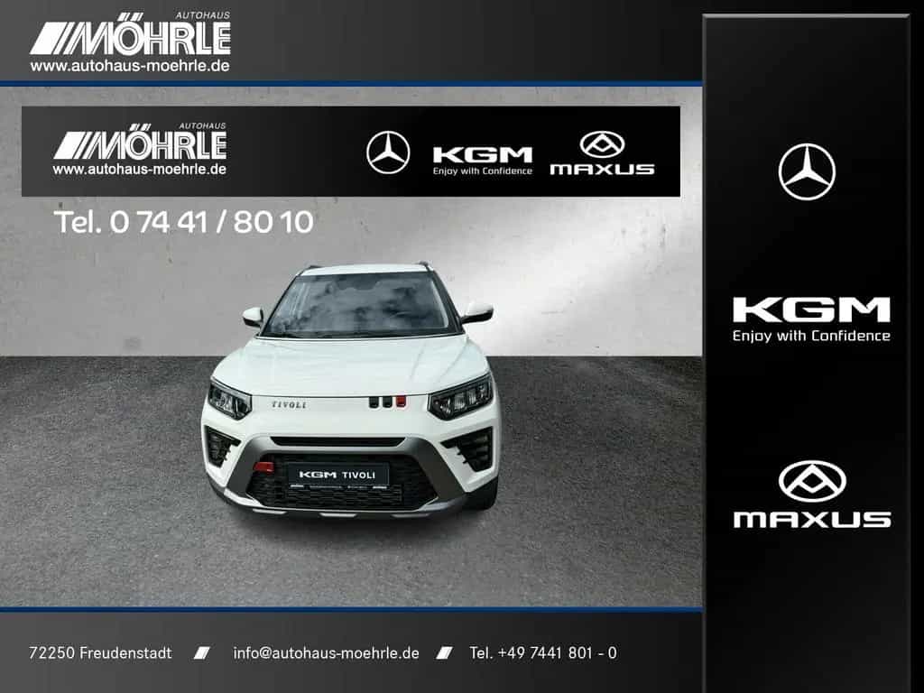 KGM Tivoli 1.5 P Nomad Plus 4WD Sondermodell LED null-photo-0