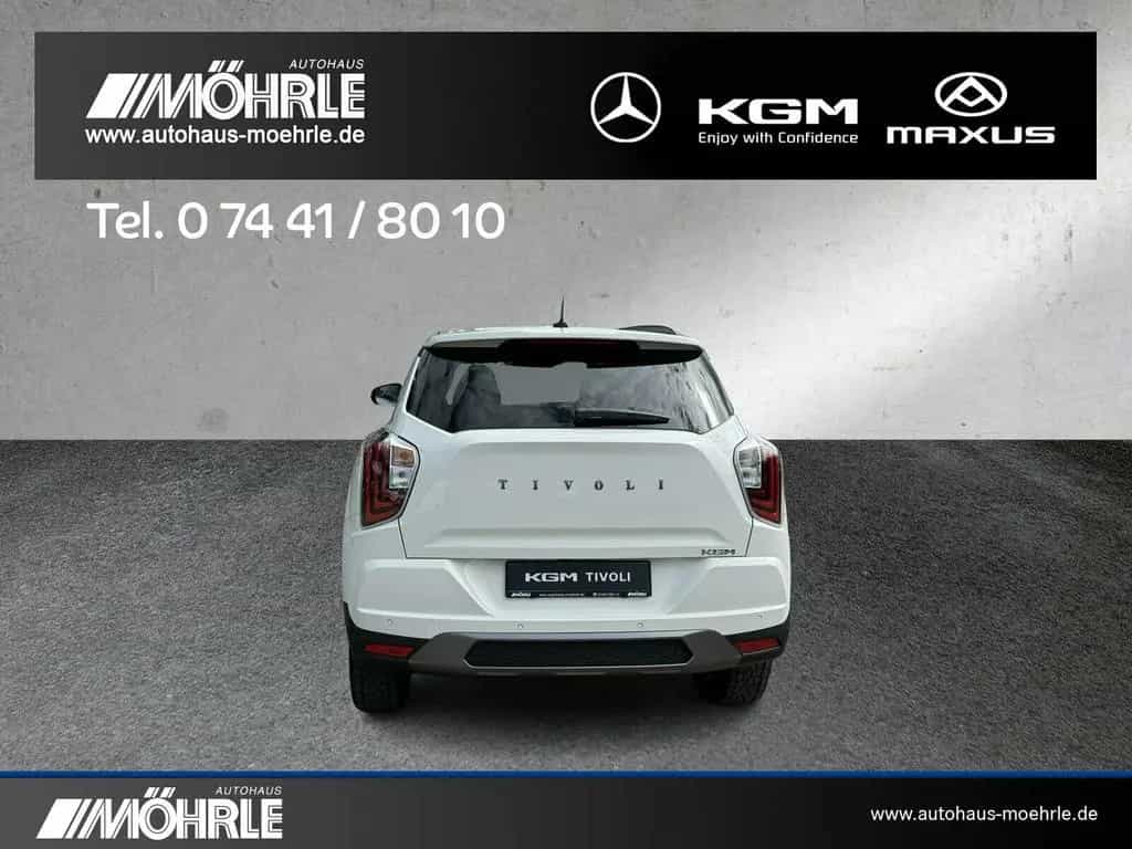 KGM Tivoli 1.5 P Nomad Plus 4WD Sondermodell LED null-photo-3
