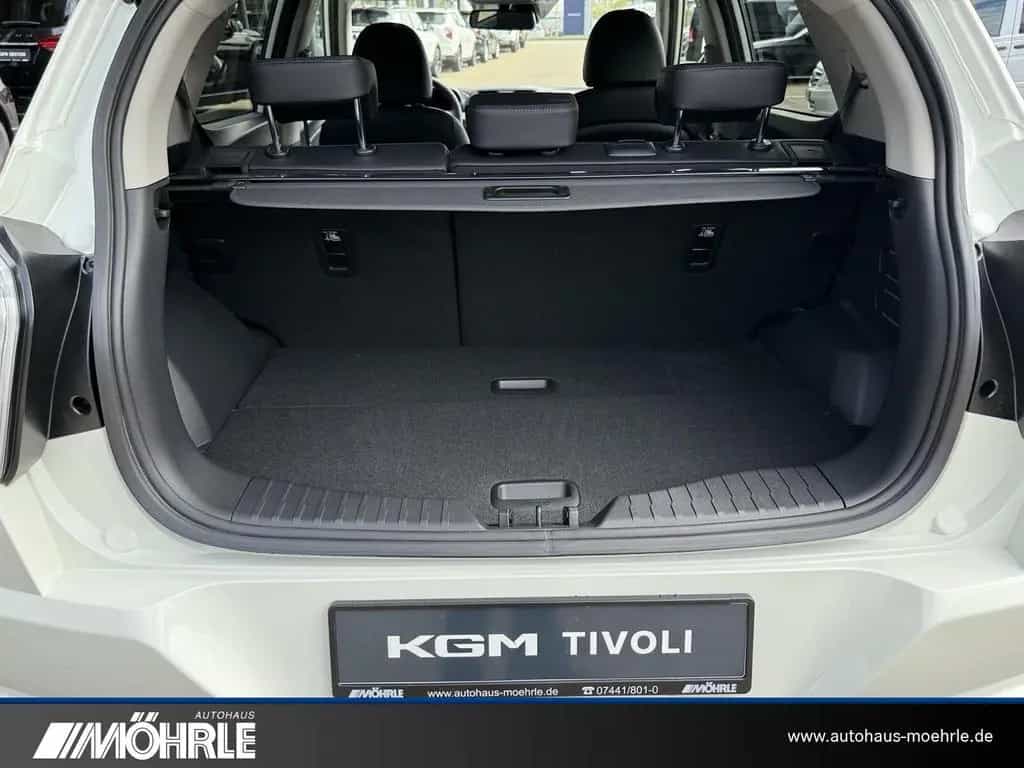 KGM Tivoli 1.5 P Nomad Plus 4WD Sondermodell LED null-photo-12