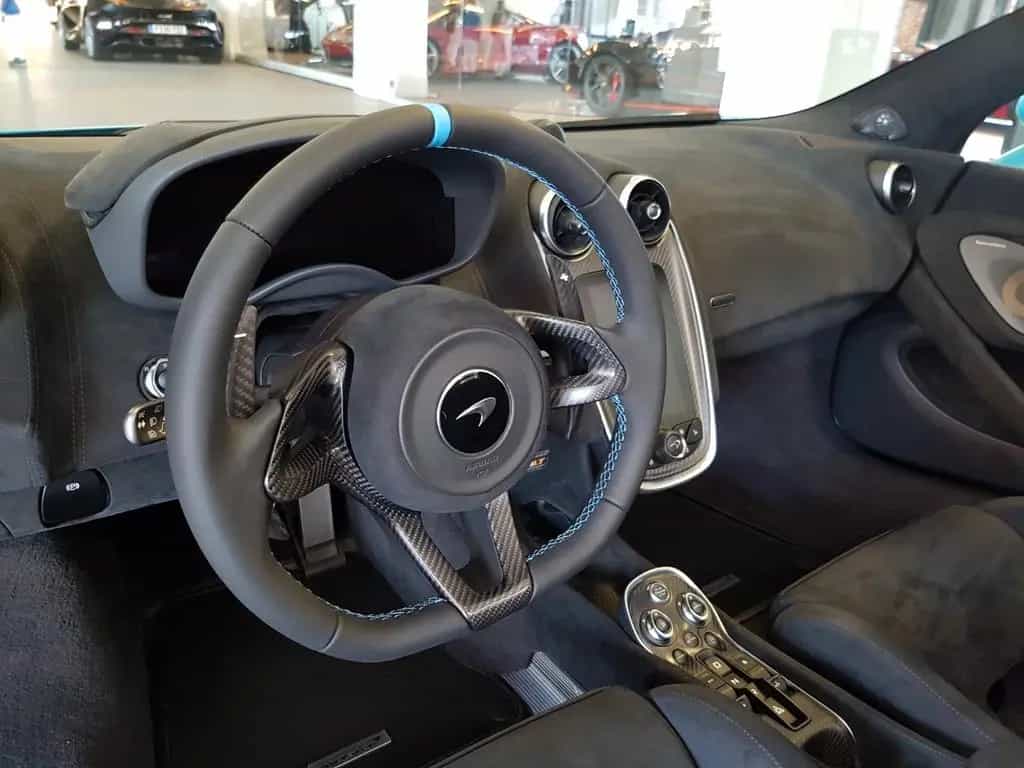 McLaren 600LT Spyder 04/2020-photo-1