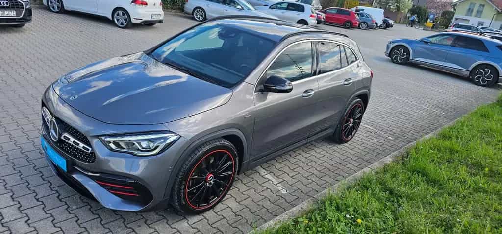 Mercedes-Benz GLA-Class 1*AMG-Line*Leder*Kamera*DAB*APP* 10/2020-photo-1