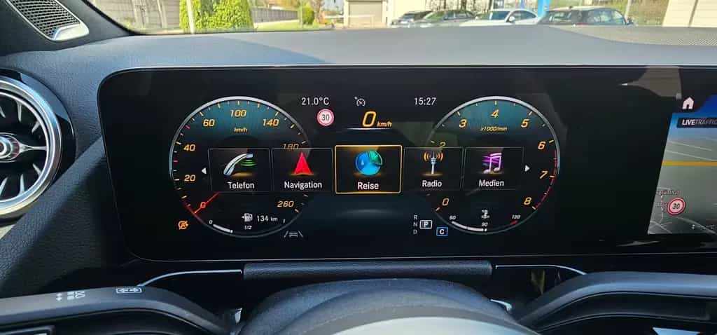 Mercedes-Benz GLA-Class 1*AMG-Line*Leder*Kamera*DAB*APP* 10/2020-photo-24