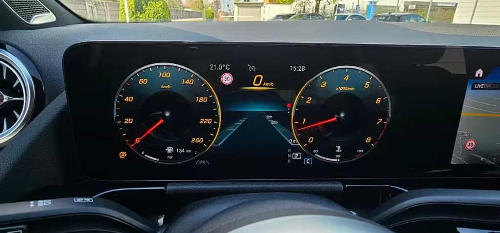 Mercedes-Benz GLA-Class 1*AMG-Line*Leder*Kamera*DAB*APP* 10/2020-photo-25