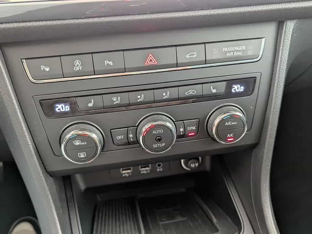 Seat Ateca 1.5 TSI ACT Style OPF LED+NAVI+ACC+RFK+AHK 10/2019-photo-20