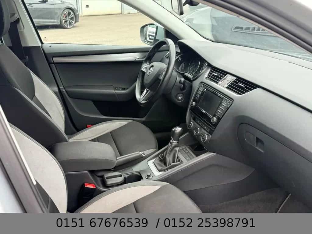Skoda Octavia Combi Ambition JOY TÜV NEU PDC SHZ 03/2017-photo-5