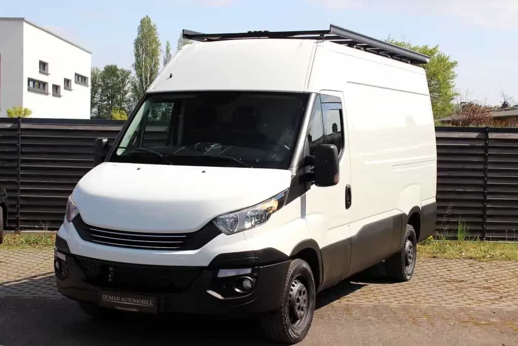 Iveco Daily 3.0HPI Automatik HKa 35 S 3520 3-SITZ AHK 04/2018-photo-0