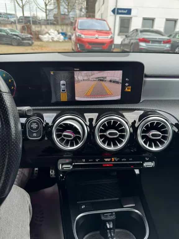 Mercedes-Benz A-Class 200 Limousine AMG-Line 7G /MBUX/Burme/Ambiente 08/2020-photo-11