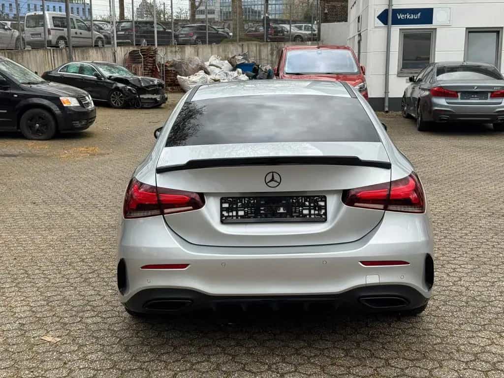 Mercedes-Benz A-Class 200 Limousine AMG-Line 7G /MBUX/Burme/Ambiente 08/2020-photo-3