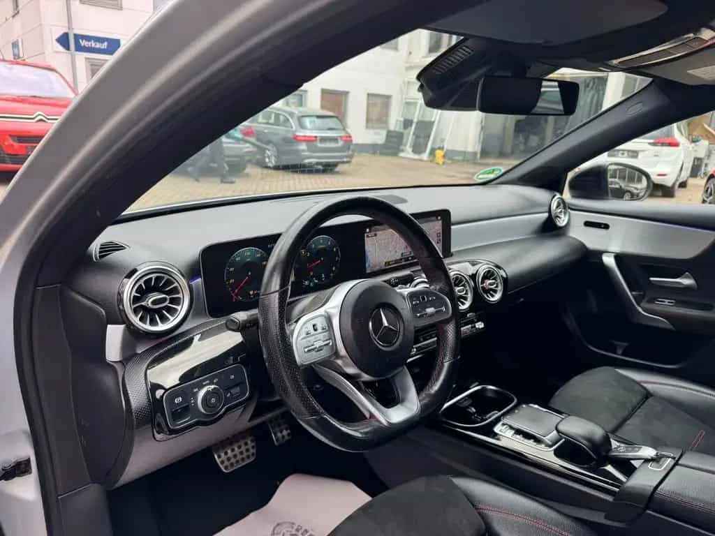 Mercedes-Benz A-Class 200 Limousine AMG-Line 7G /MBUX/Burme/Ambiente 08/2020-photo-9