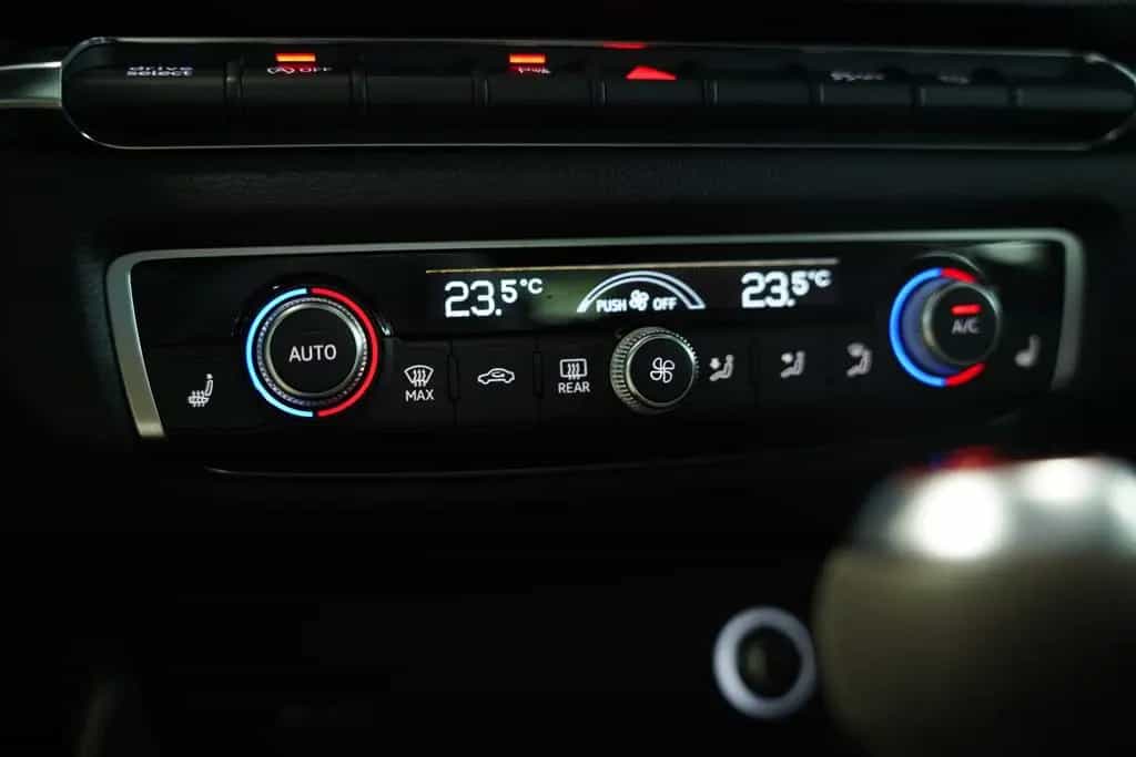 Audi RS3 2.5 TFSI quattro*Schale*Pano*RS-AGA*1H*B&O* 08/2019-photo-35