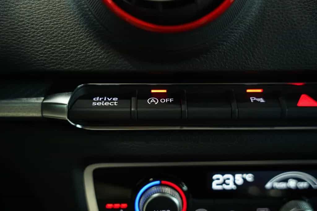 Audi RS3 2.5 TFSI quattro*Schale*Pano*RS-AGA*1H*B&O* 08/2019-photo-37
