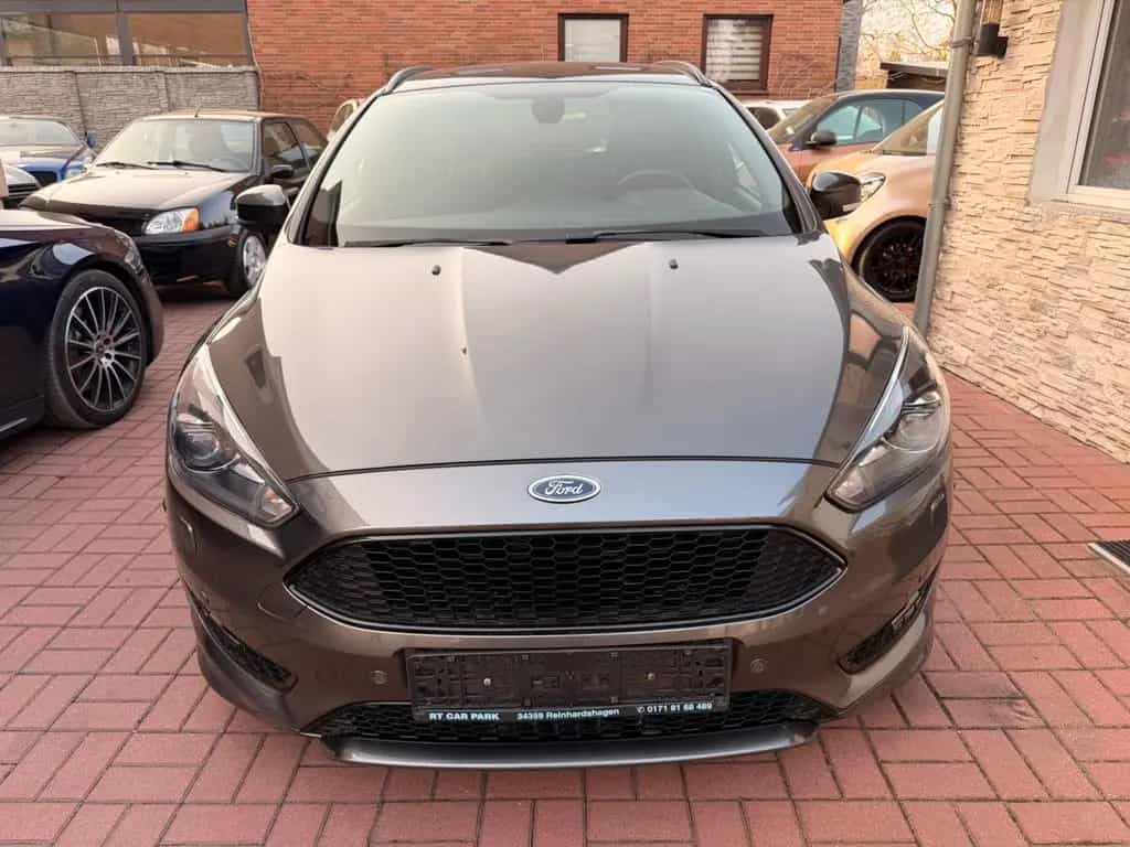 Ford Focus Turnier ST-Line AUT+LED+NAVI+19"ALU 09/2018-photo-1