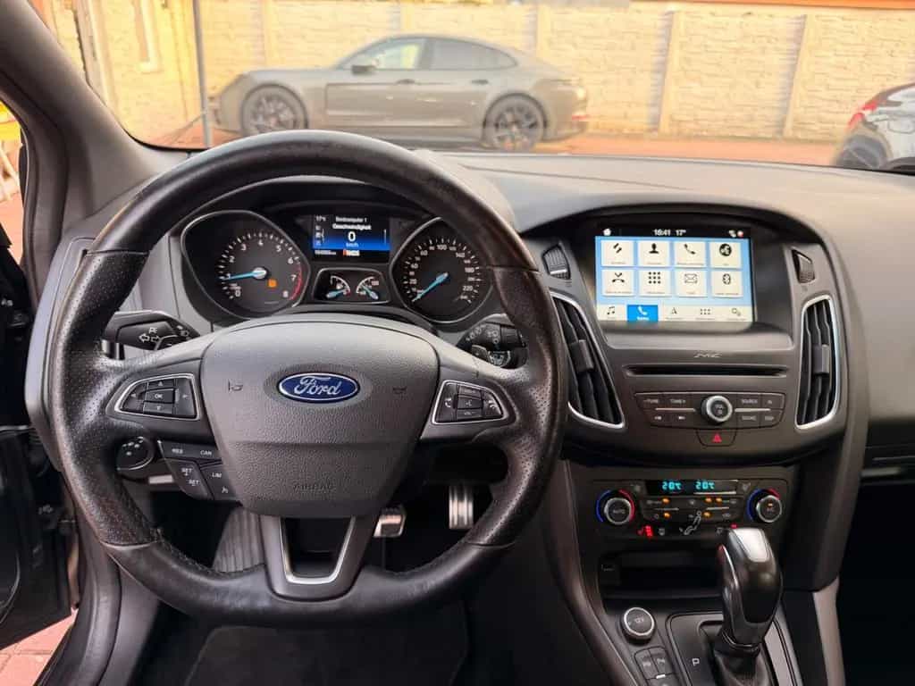 Ford Focus Turnier ST-Line AUT+LED+NAVI+19"ALU 09/2018-photo-10