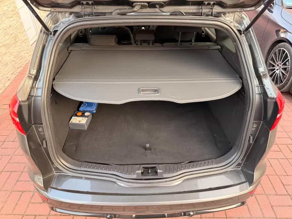 Ford Focus Turnier ST-Line AUT+LED+NAVI+19"ALU 09/2018-photo-7