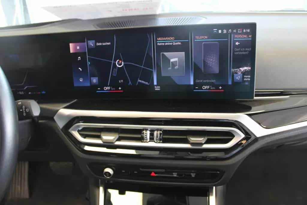 BMW 3 Series 320 320d Touring Aut. - 1.HAND - 11/2022-photo-12