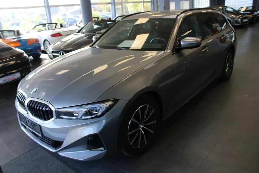 BMW 3 Series 320 320d Touring Aut. - 1.HAND - 11/2022-photo-2