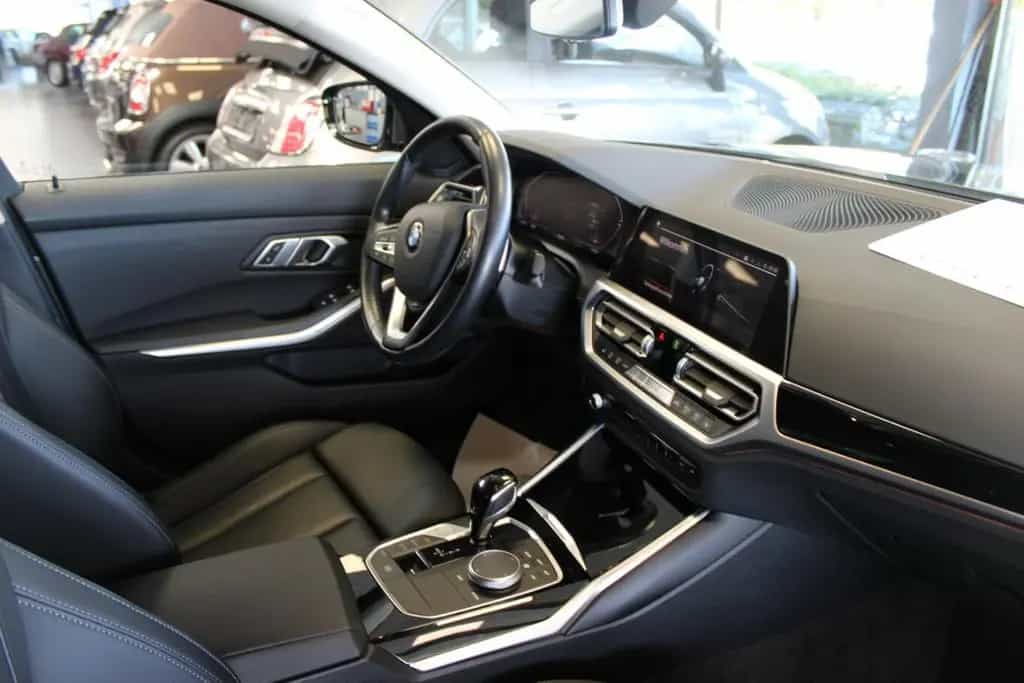 BMW 320 320d Aut. Sport Line 02/2022-photo-8